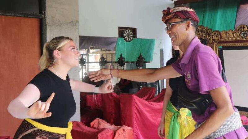 Bali : Balinese Dance Class for All Levels led by instructor - Wrapping Up: Who Is This Tour For?