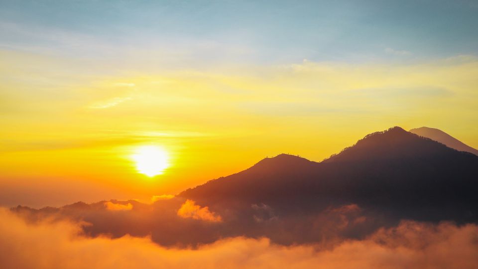 Bali: Batur Sunrise 4x4 Jeep Tour & Hot Springs - Important Considerations