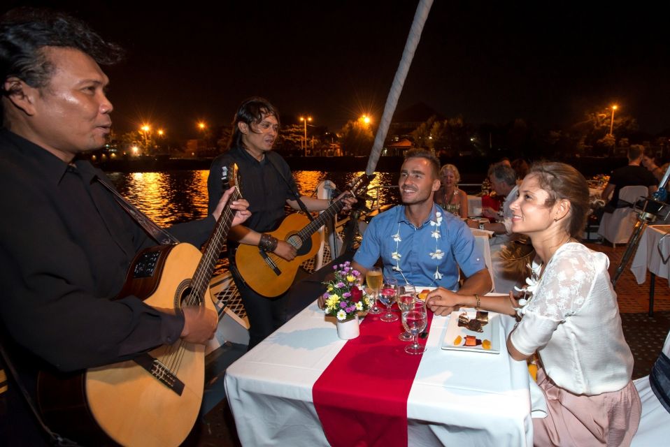 Bali Benoa: 5-Course Romantic Dinner Cruise With Live Music - Live Musical Entertainment