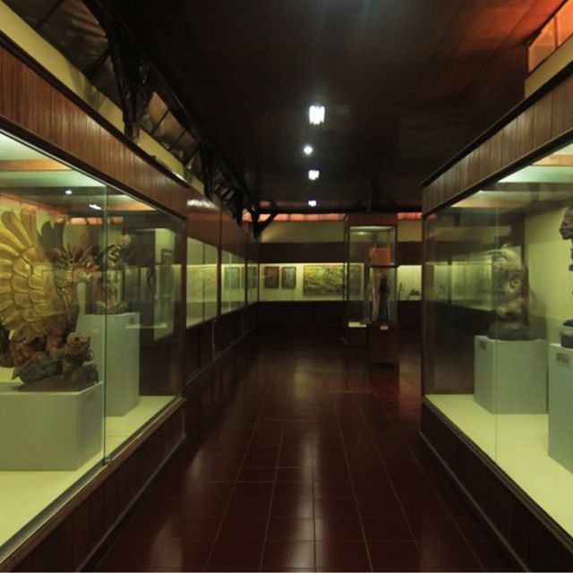Bali: Full Day Denpasar City Tour - Vibrant Markets