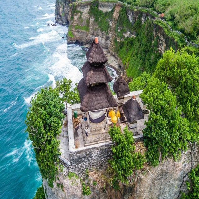 Bali: Garuda Wisnu Kencana Cultural Park, Beaches, Uluwatu Temple, Kecak Dance Performance, and Dinner at Jimbaran Bay - Dinner at Jimbaran Bay