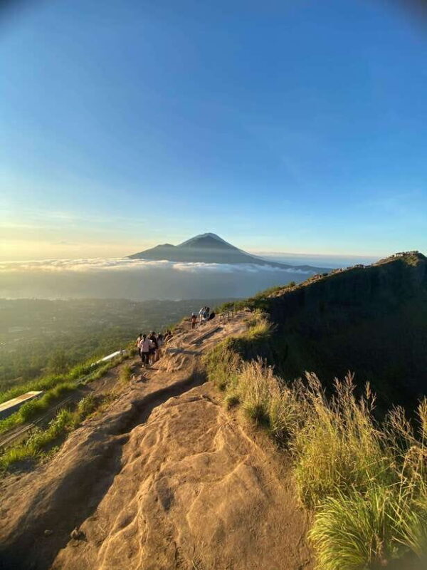 Bali Guide Mount Batur Sunrise Trekking - The Itinerary in Detail