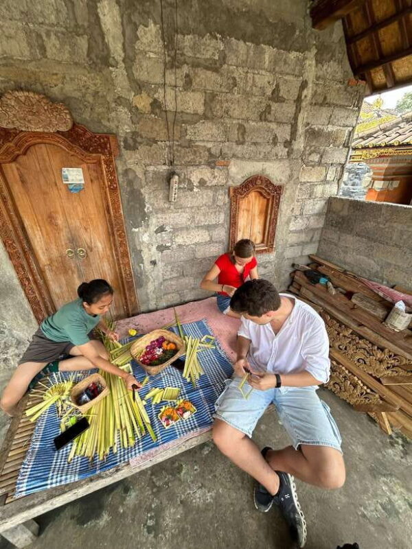 Bali: Hidding Surprise, Explore Village, Big Tree & Culture - Key Points