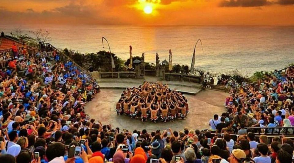 Bali: Highlights Uluwatu Temple & Southern Beaches Day Trip - Logistics
