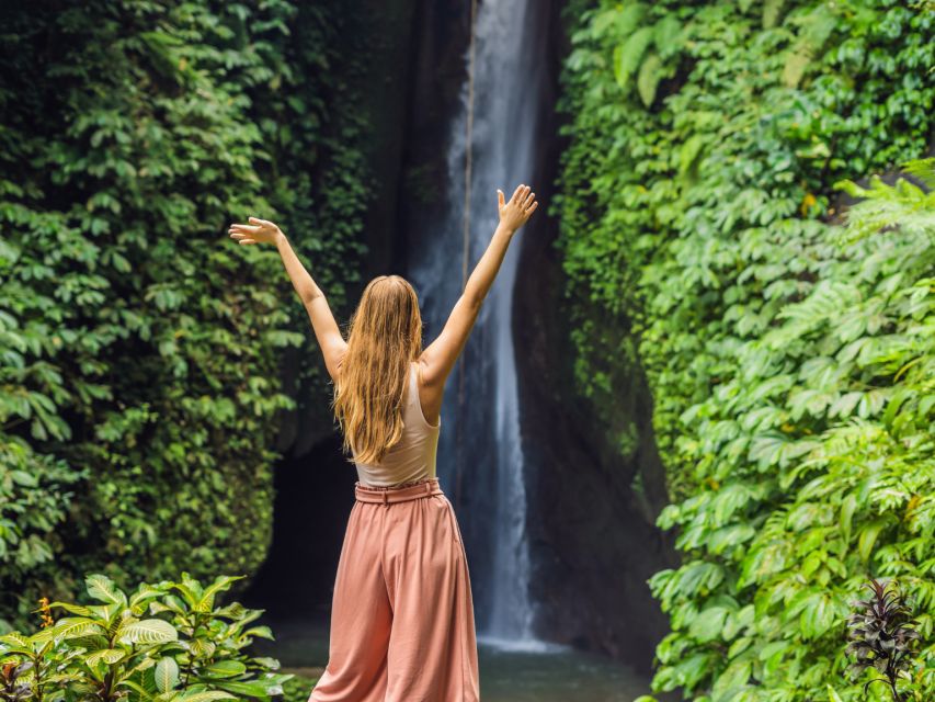 Bali: Jatiluwih UNESCO, Waterfall and Temple Private Tour - Key Points