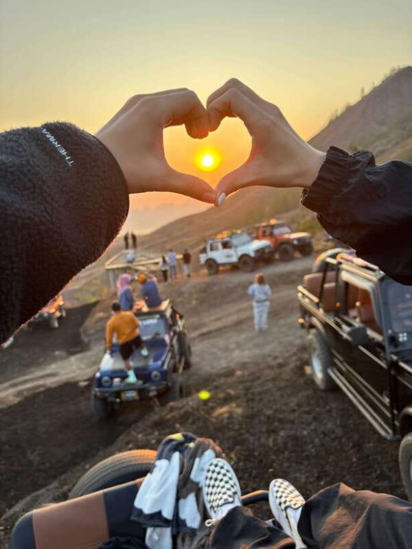 Bali: Jeep Sunrise Lover Experience with Breakfast - Setting the Scene: Watching the Sunrise from Kintamani