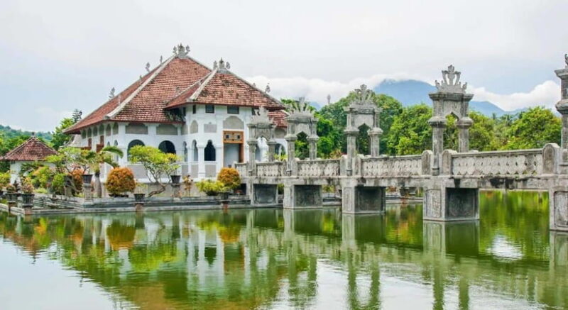 Bali: Lempuyang Temple, Tirta Gangga, and Goa Lawah Tour - The Experience Highlights