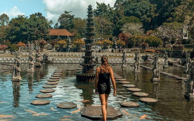 Bali: Lempuyang Temple, Tirta Gangga, and Taman Ujung Tour - Practical Tips for Travelers