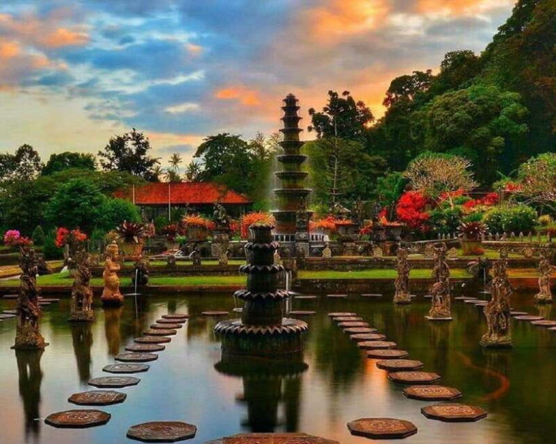 Bali: Lempuyang Temple, Tirta Gangga, and Taman Ujung Tour - A Full-Day Adventure Through East Bali