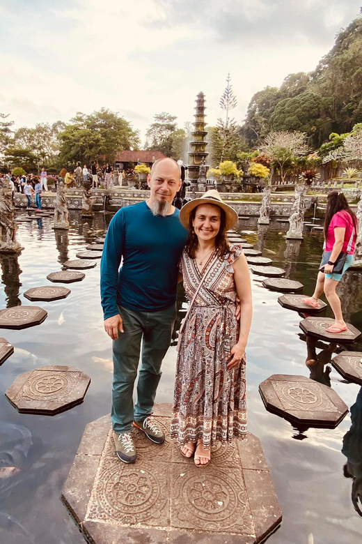 Bali: Lempuyang Temple, Tirta Gangga, and Virgin Beach Tour - Transportation Details
