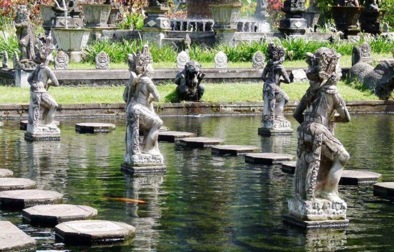 Bali: Lempuyang Temple, Tirta Gangga, and Virgin Beach Tour - Important Information