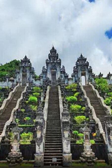 Bali: Lempuyang Temple, Tirta Gangga, and Virgin Beach Tour - Pickup and Drop-off