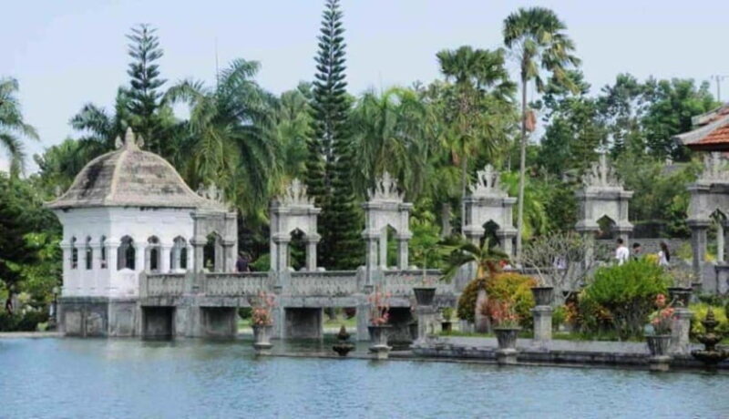 Bali: Lempuyang Temple, Tirta Gangga, Taman Ujung & Beach - The Practicalities: What You Need to Know