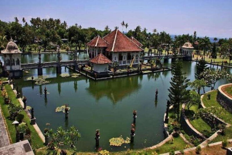 Bali: Lempuyang Temple, Tirta Gangga, Taman Ujung & Beach - Who Will Love This Tour?