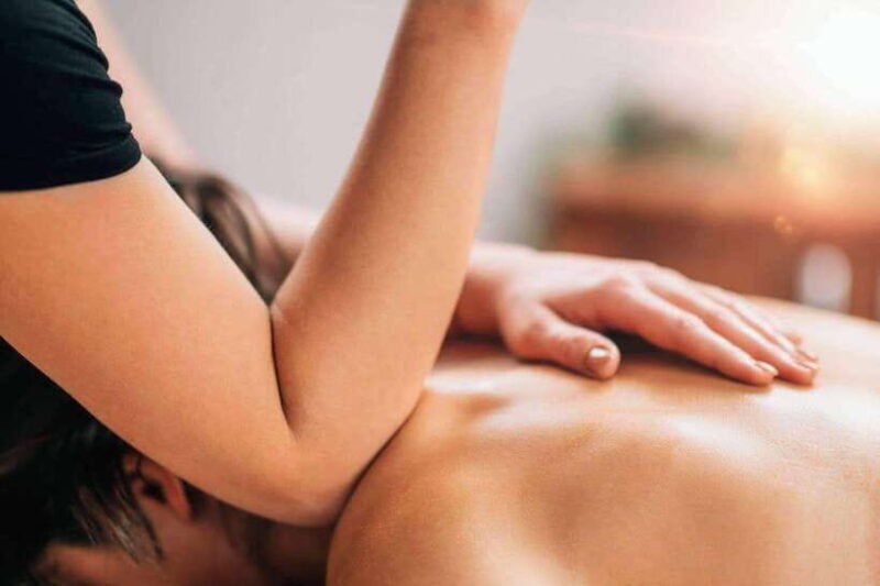 Bali: Lomi Lomi Massage at your Hotel in Bali - What Is a Lomi Lomi Massage? A Deep Dive