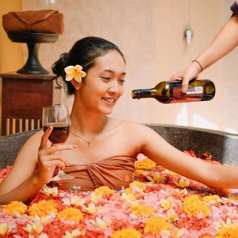 Bali: Luxury Spa Balinese Massage scrub Flower bath 2 Hour - Key Points