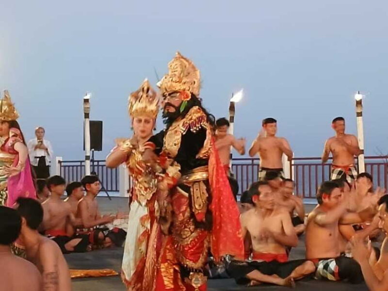 Bali: MELASTI BEACH SUNSET KECAK DANCE WITH DINNER PACKAGES - Who Will Enjoy This Tour?