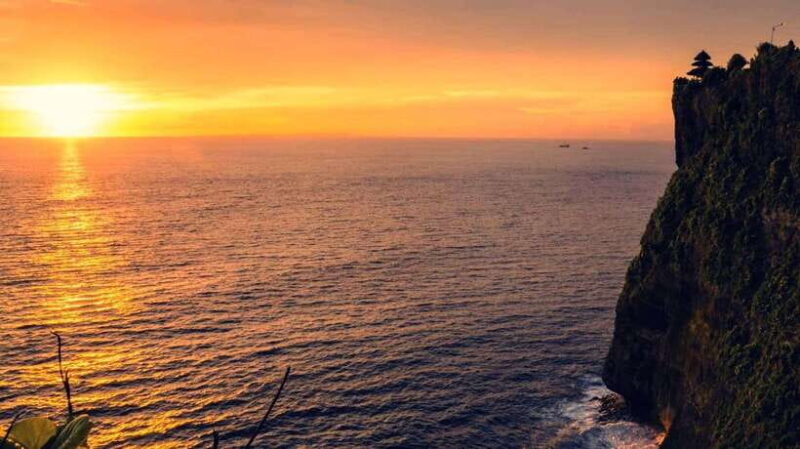 Bali: Monkey Forest, Tegalalang, Uluwatu & Kecak Dance Tour - FAQ