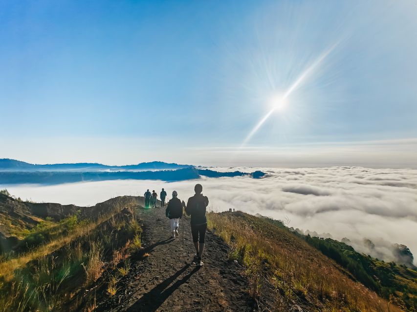Bali: Mount Batur Guided Sunrise Trek With Breakfast - Tour Start Time and Trek Briefing