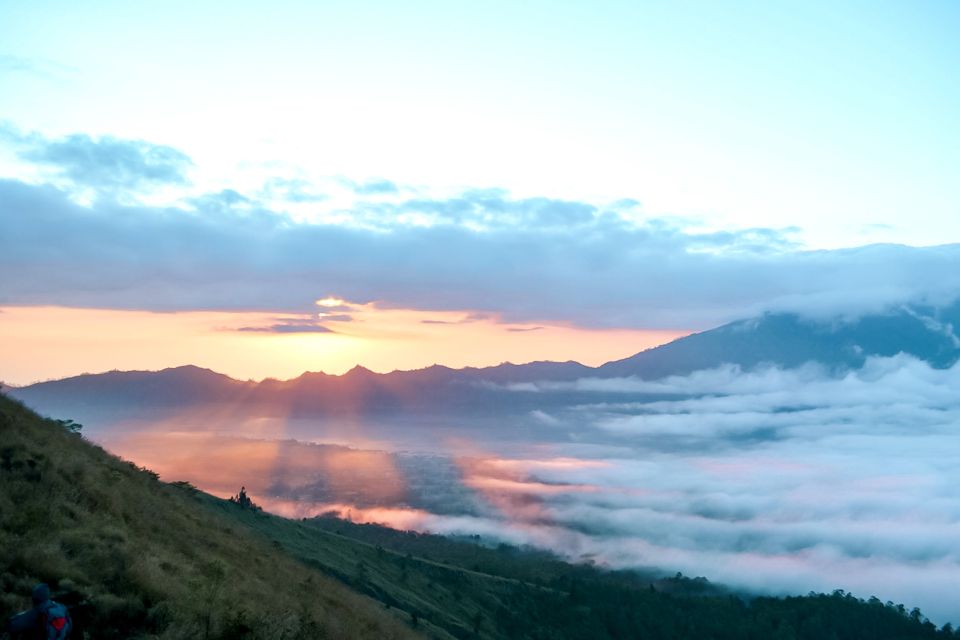 Bali: Mount Batur Sunrise Hike and Natural Hot Spring - Hot Spring Visit