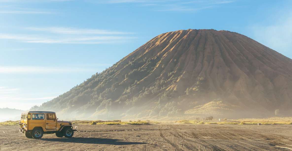 Bali: Mount Bromo and Kawah Ijen 3-Day Volcanic Trip - Ascending to Kawah Ijen