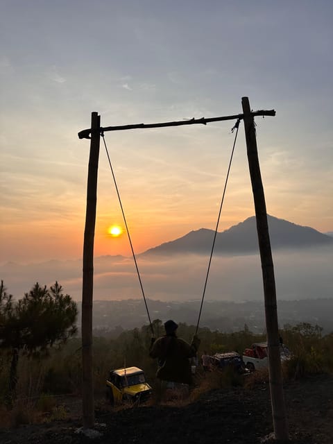 Bali: Mt Batur Jeep Sunrise W/ Hot Springs & Floating Temple - Scenic Jeep Ride