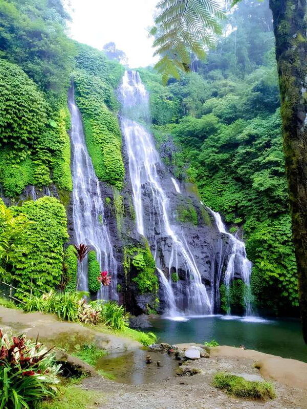 Bali: North Bali Waterfalls and Twin Lakes Tour with Lunch - An In-Depth Look at the North Bali Waterfalls and Twin Lakes Tour