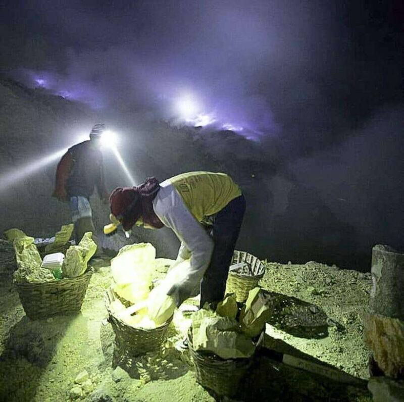 Bali or Banyuwangi: Mount Ijen Blue Fire Hiking - Practical Tips for Participants