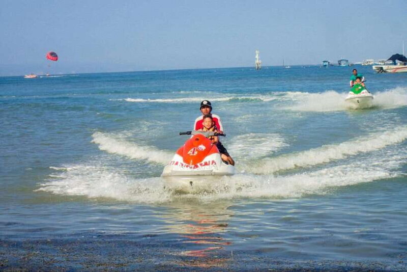 Bali Parasailing Adventure, Banana Boat And Jet Ski - Who Will Love This Tour?