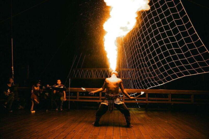 Bali: Phinisi Sunset Dinner Cruise with Entertainment - FAQs