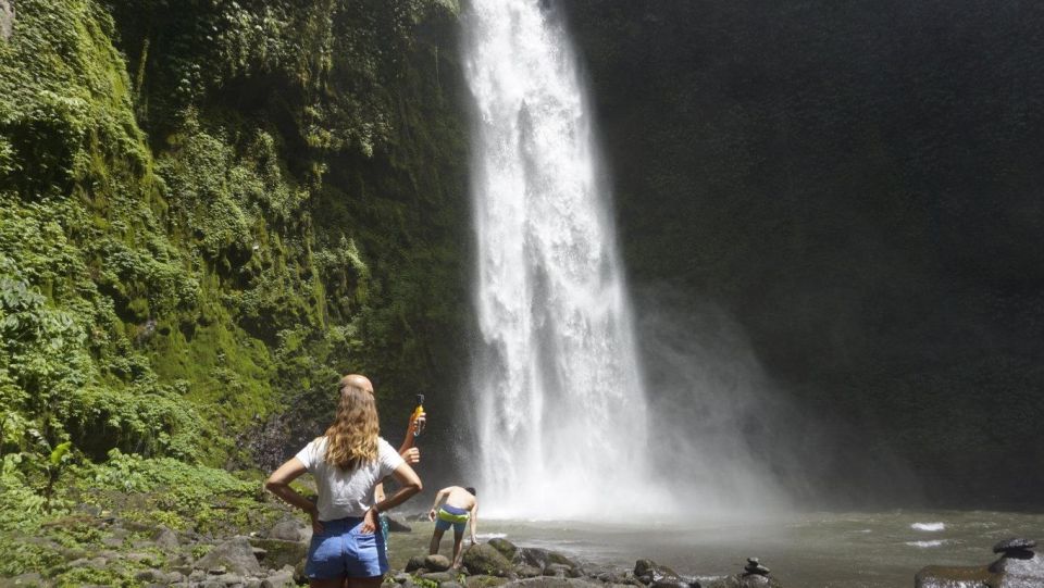Bali Private Tour Best Waterfall With Tanah Lot Temple - Pura Taman Ayun Architectural Marvels