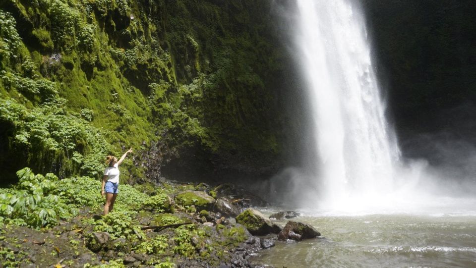 Bali Private Tour Best Waterfall With Tanah Lot Temple - Lunch Break in Tabanan Regency