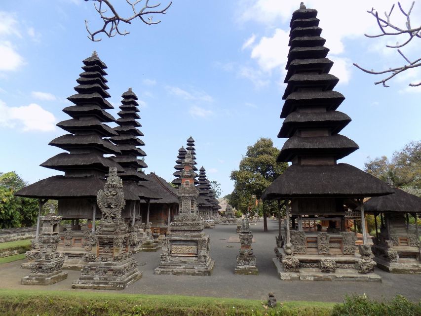 Bali Private Tour Best Waterfall With Tanah Lot Temple - Pickup and Drop-off Locations