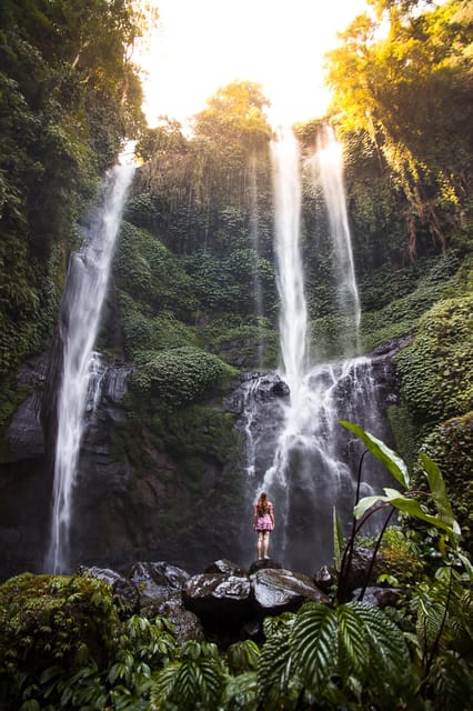 Bali: Sekumpul Waterfall, Twin Lakes, and Ulun Danu Tour - Ulun Danu Bratan Temple