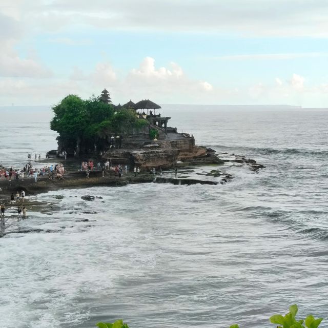 Bali Sunset: Tanah Lot Temple With Complementary Drink - Key Points