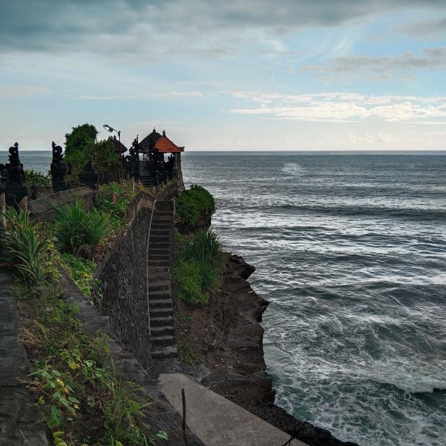 Bali Sunset: Tanah Lot Temple With Complementary Drink - Reservation Details