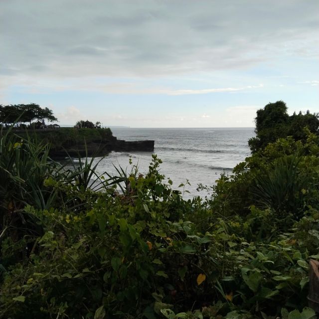 Bali Sunset: Tanah Lot Temple With Complementary Drink - Complementary Drink Options