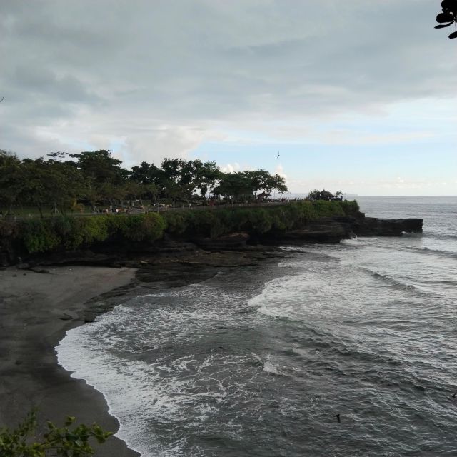 Bali Sunset: Tanah Lot Temple With Complementary Drink - Frequently Asked Questions