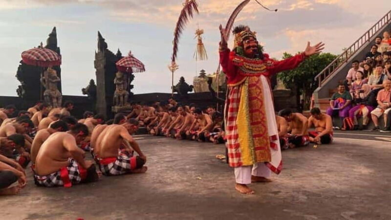 Bali: Sunset Uluwatu Temple & Kecak Fire Dance Private Tour - An In-Depth Look at the Uluwatu Sunset & Kecak Experience