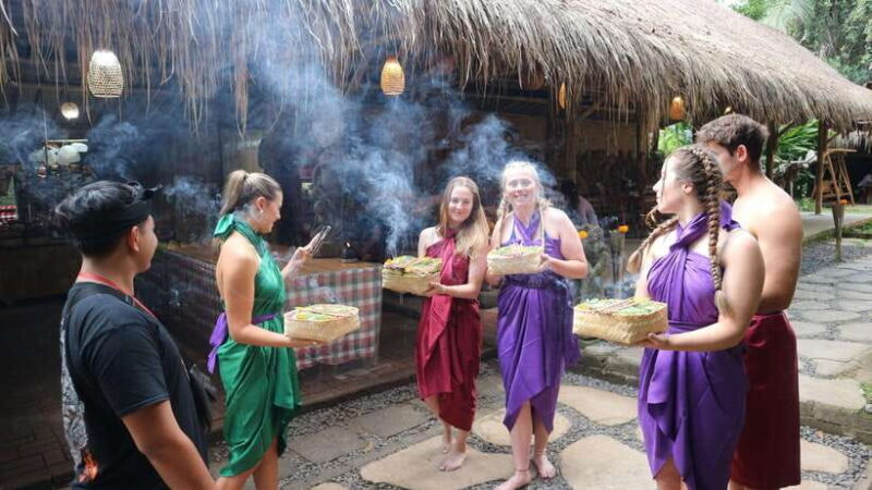 Bali: Taman Beji Griya Waterfall Purification Ritual - The Waterfall and the Sacred Site