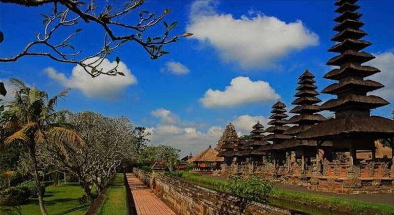 Bali: Tanah lot, Monkey Forest, Taman Ayun Sunset Tour - Key Points
