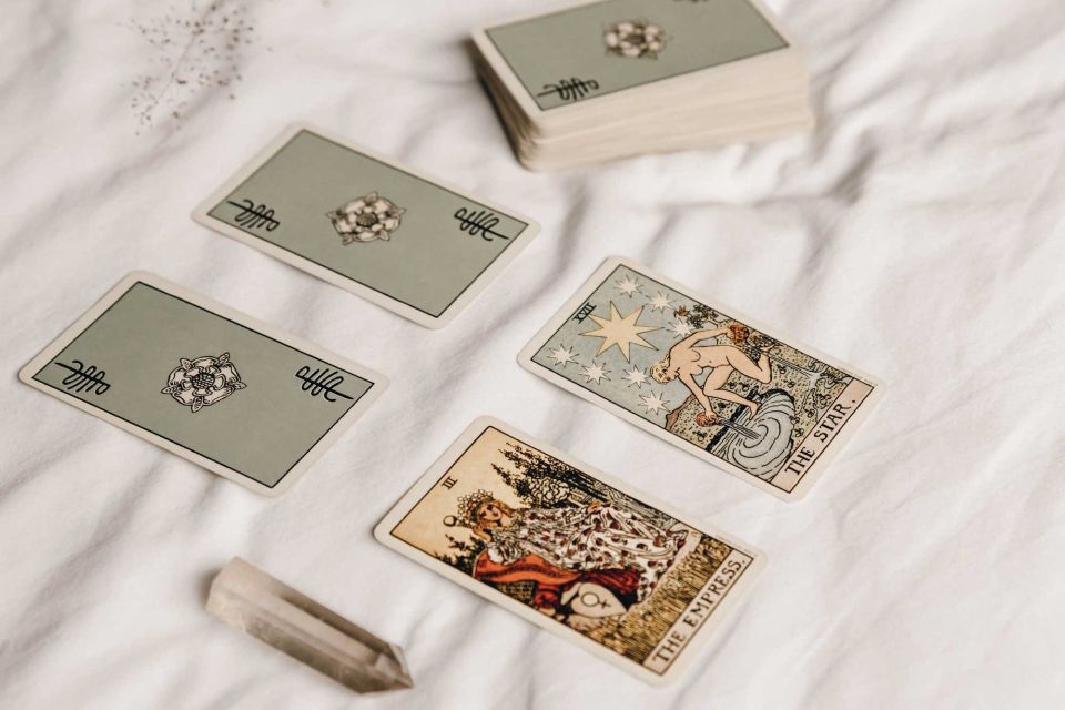 Bali: Tarot, Oracle Reading, and Cleansing Tirta Empul Trip - Tarot and Shamanic Oracle Readings
