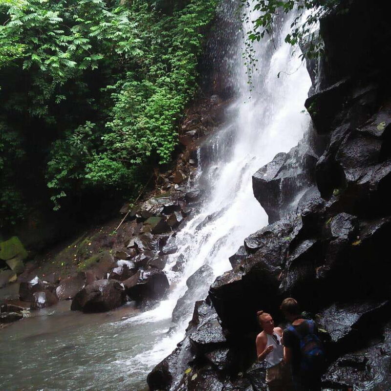 Bali: Tibumana, Tukad Cepung, Kanto Lampo, & Tegenungan Tour - FAQs