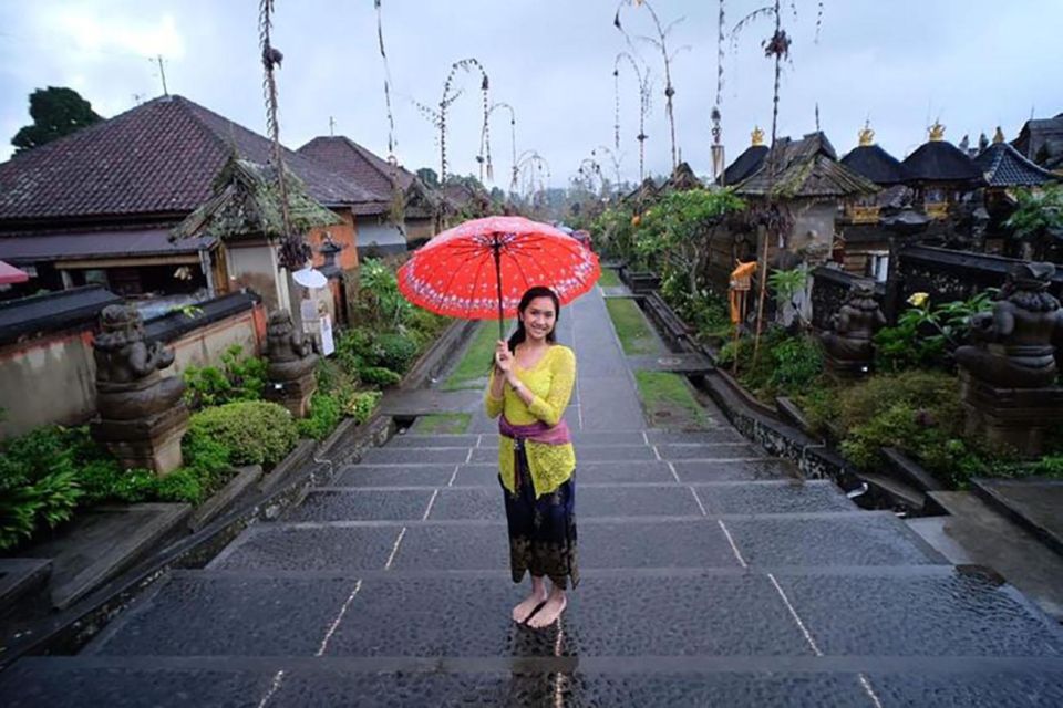 Bali: Tirta Empul, Tibumana Waterfall & Penglipuran Village - Tirta Empul Temple Visit