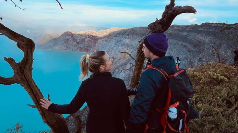 Bali to Ijen Volcano 1-Day Tour - Starting Point: Bali’s Convenience and the Journey to Java