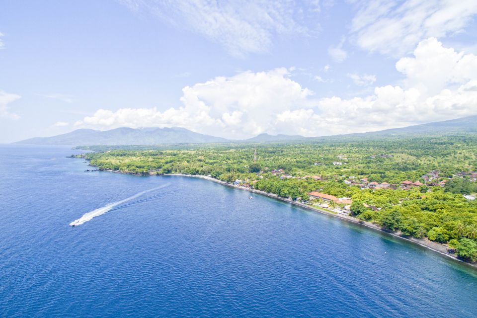 Bali: Tulamben Bay and the USAT Liberty Wreck Dive - Exploring the Coral-Covered Wreck