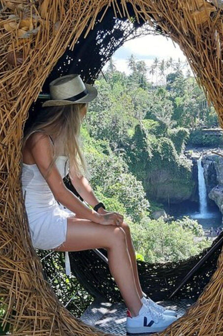 Bali: Ubud Private Tour With Monkey Sanctuary & Waterfall - Exploring the Monkey Forest