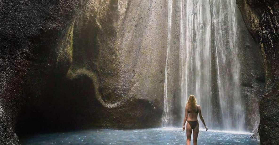 Bali: Ubud Waterfalls, Rice Terraces & Jungle Swing Tour - Kanto Lampo Waterfall