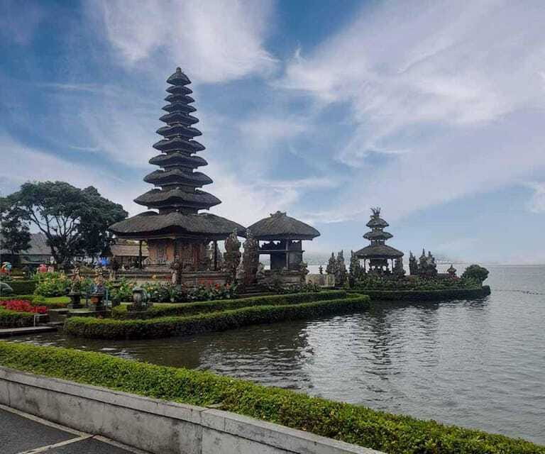 Bali: Ulun Danu Beratan Temple, Waterfall & lake view tour - Who Should Consider This Tour?