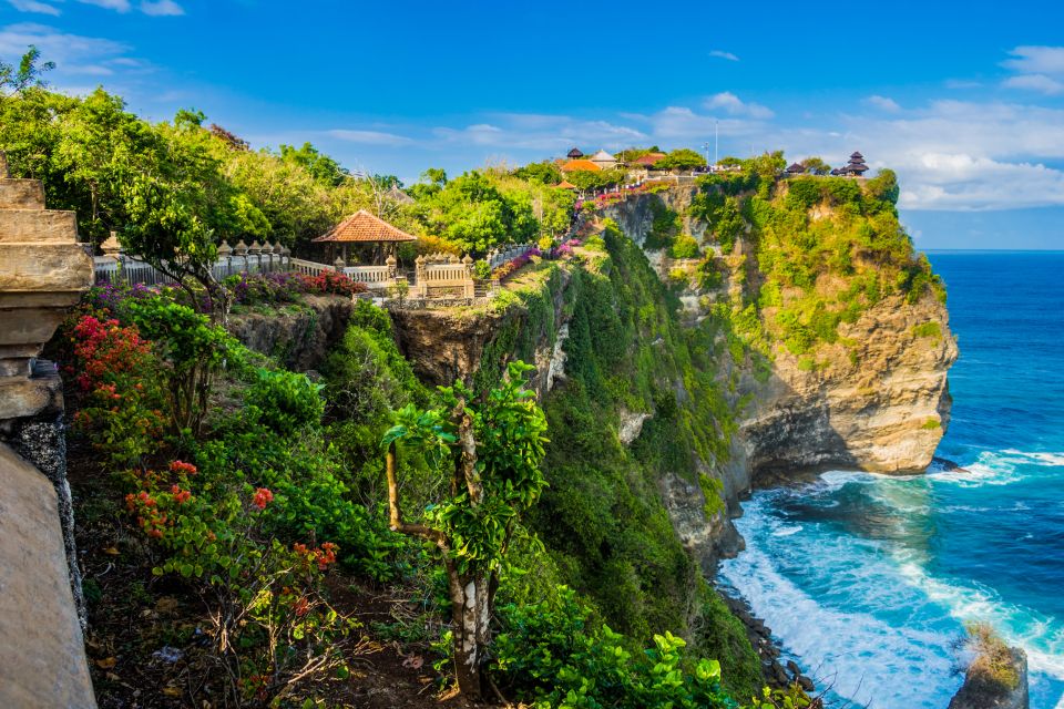 Bali: Uluwatu Kecak and Fire Dance Show Entry Ticket - Ticket Inclusions